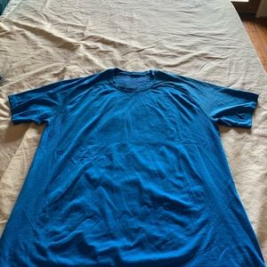 Bright blue men’s short sleeve exercise tshirt. Size XL
